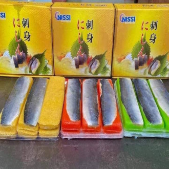 Cá Trích Ép Trứng Sashimi Theo Thanh 