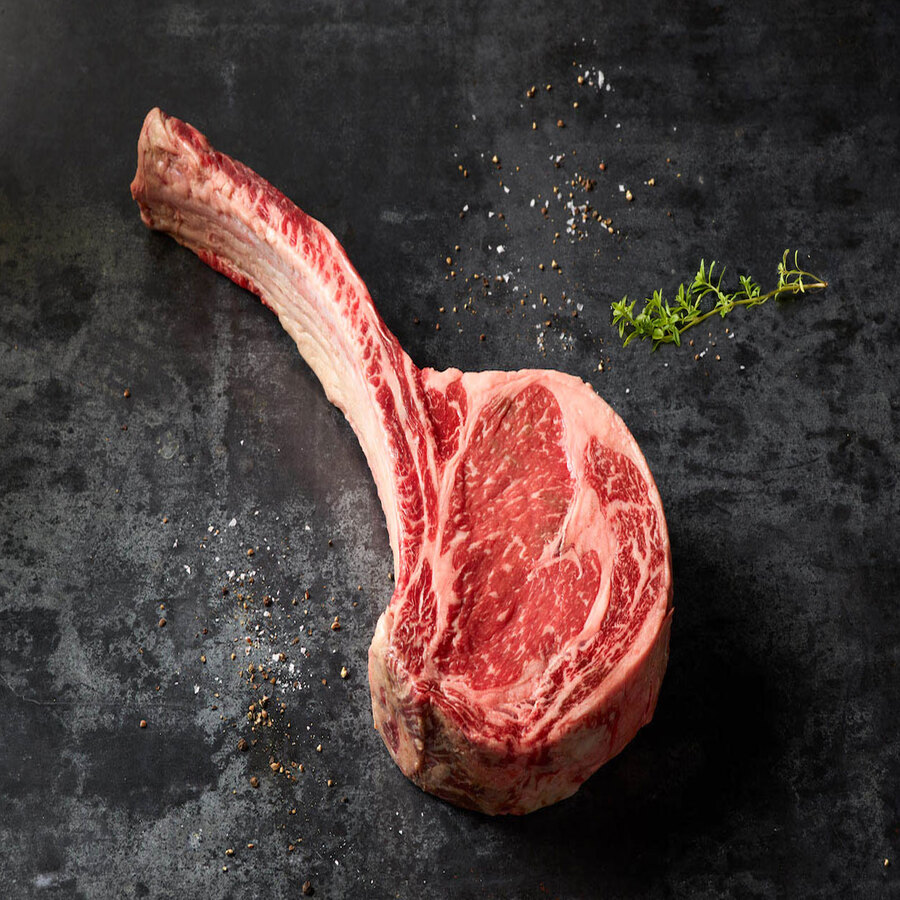 Sườn Bò Tomahawk Steak